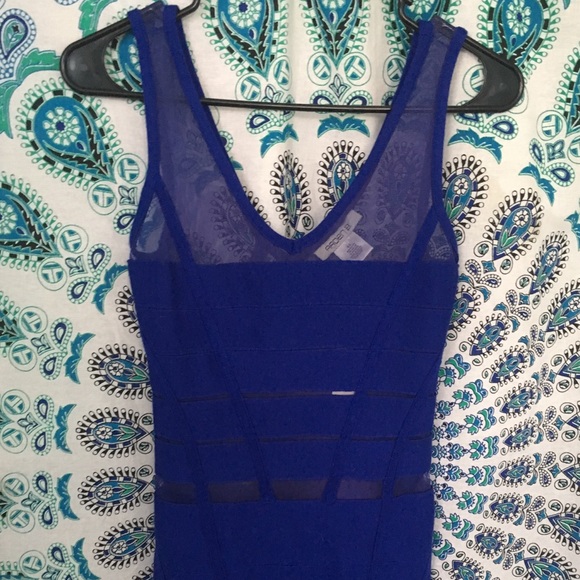 Dress - Picture 4 of 4